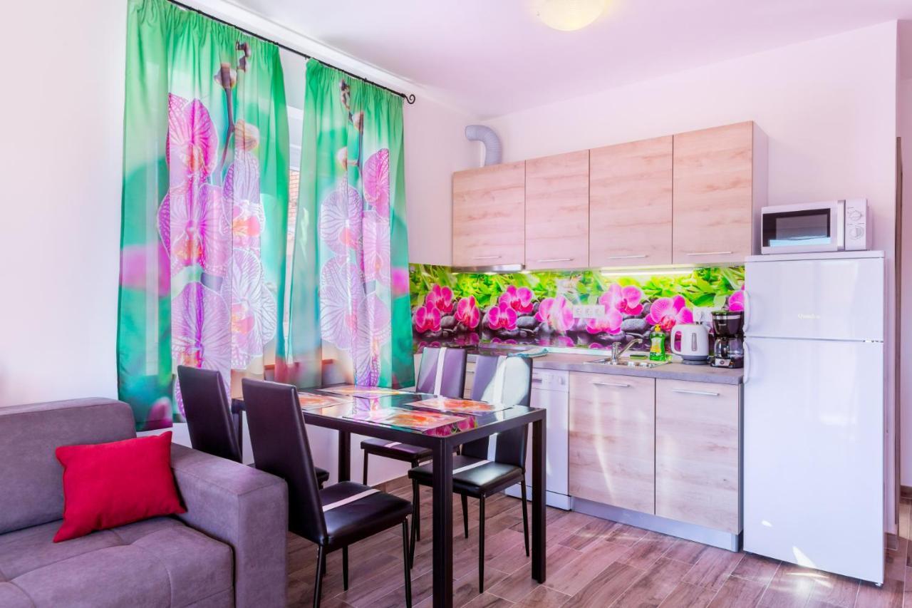 Irina Apartment เมดูลิน ภายนอก รูปภาพ