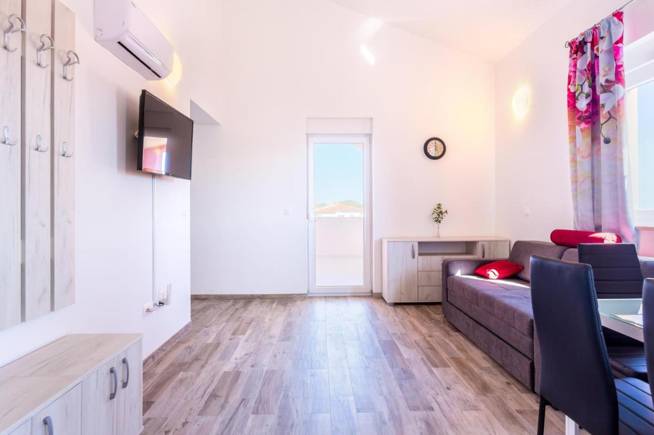 Irina Apartment เมดูลิน ภายนอก รูปภาพ