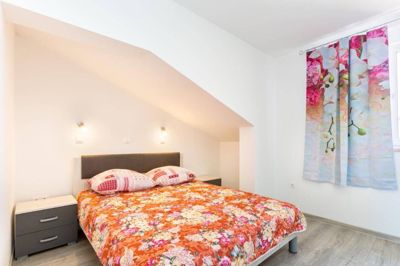 Irina Apartment เมดูลิน ภายนอก รูปภาพ