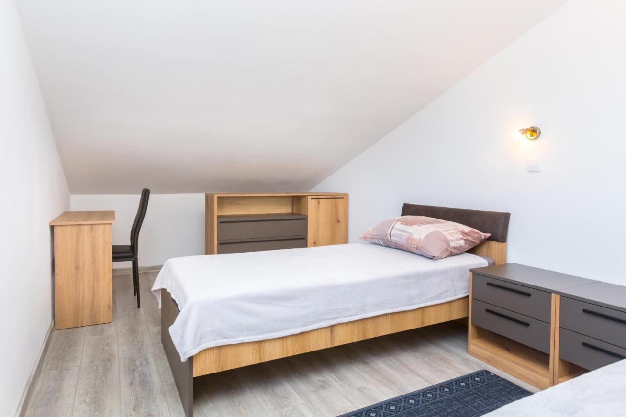Irina Apartment เมดูลิน ภายนอก รูปภาพ